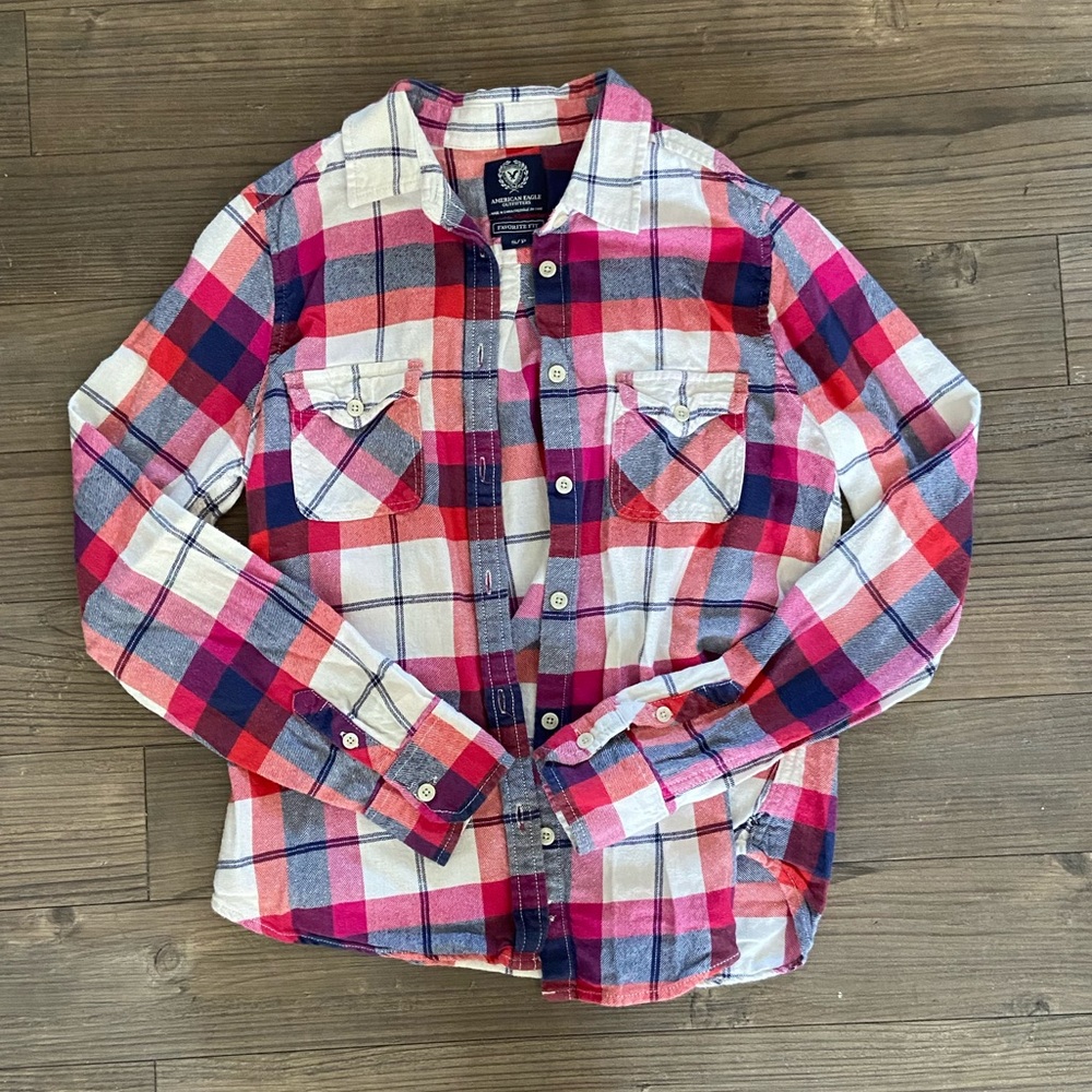 [American Eagle] Pink Flannel Pattern Butt…